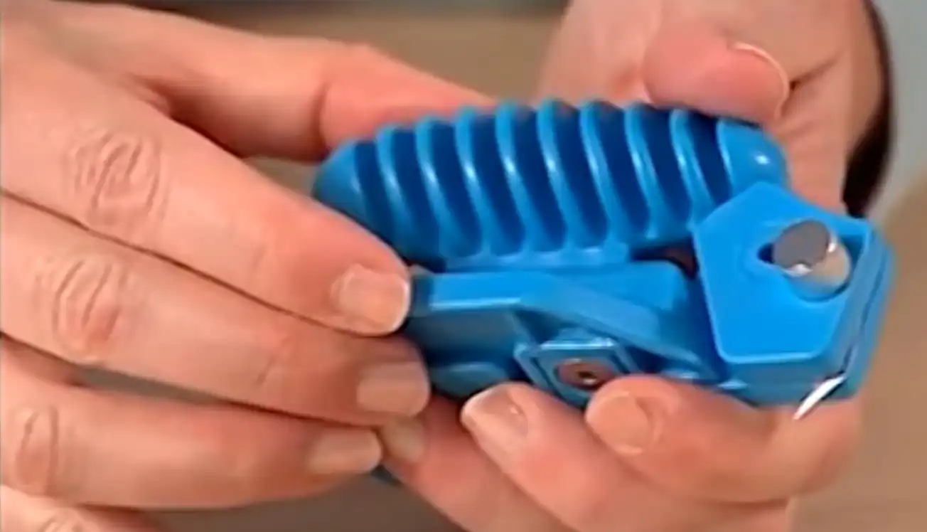 cúter para cortar cartón pluma de 5 mm