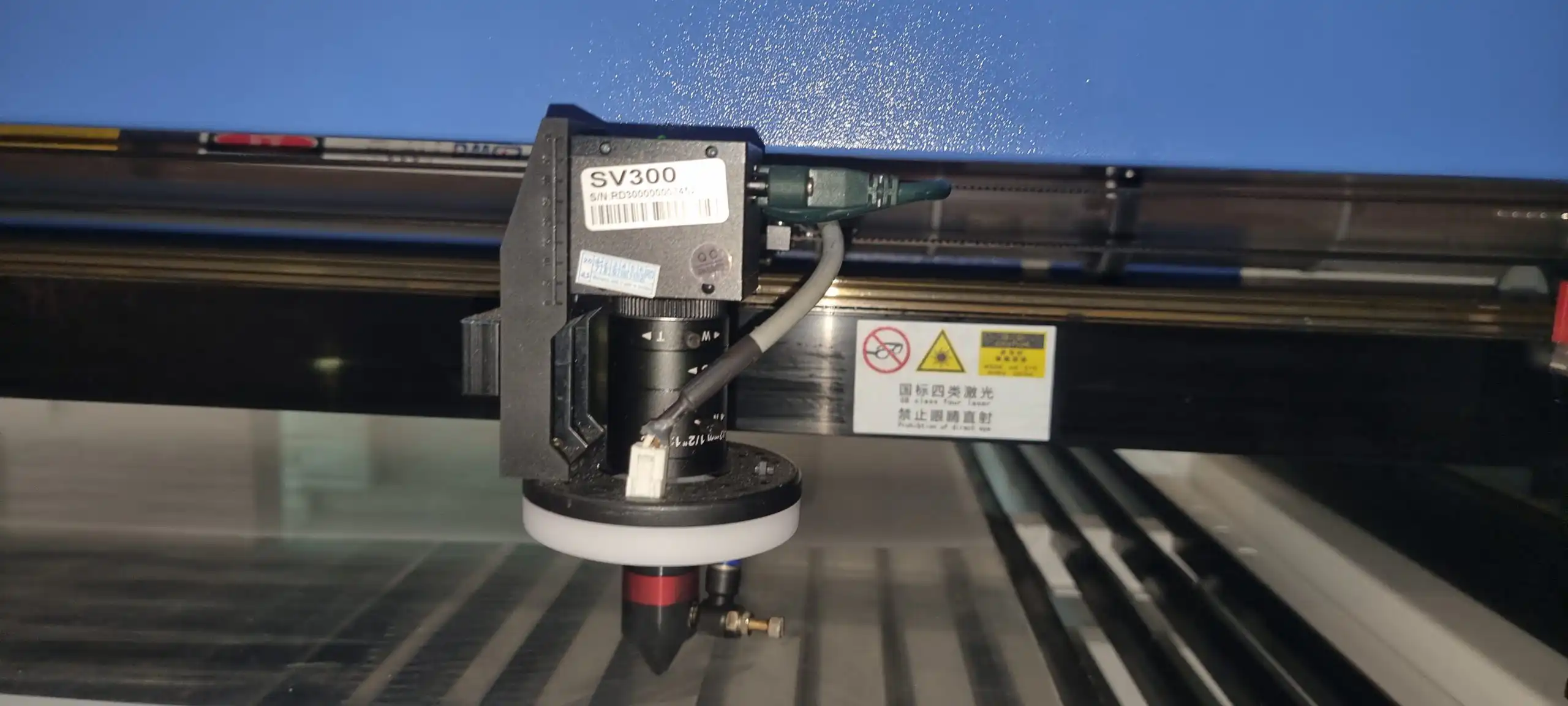 cabezal de corte laser para metacrilato