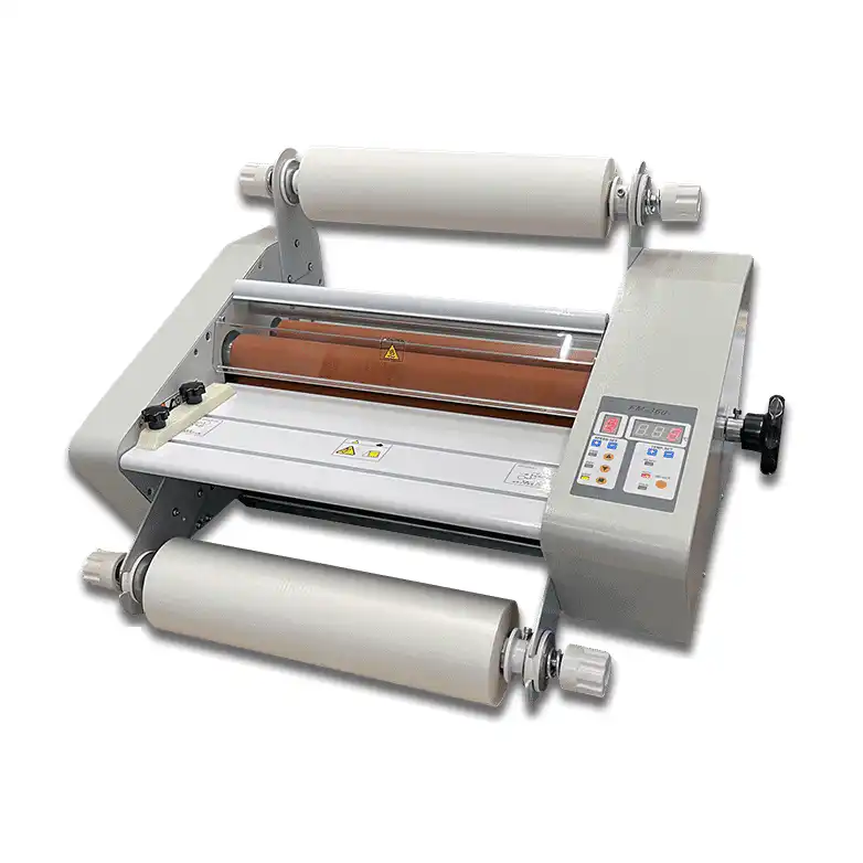 Laminadora Yosan LW 360R de bobinas para plastificación profesional